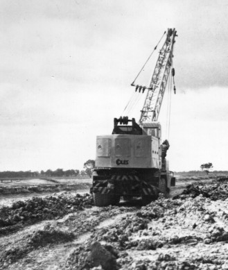 Coles L 2310  "Dreadnought"