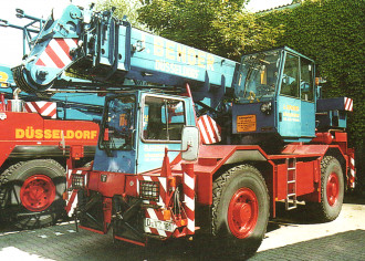 Bender Düsseldorf Liebherr LTM 1030