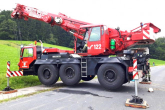 Feuerwehr Feldbach Liebherr LTM 1035