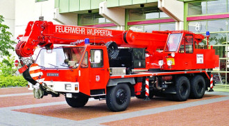 Feuerwehr Wuppertal Liebherr LT 1030