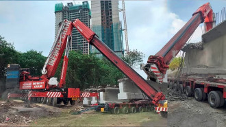 Infinity Crane  Liebherr LTM 1400