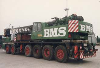 BMS  Demag HC 360  Bombi  verkauft nach Hongkong